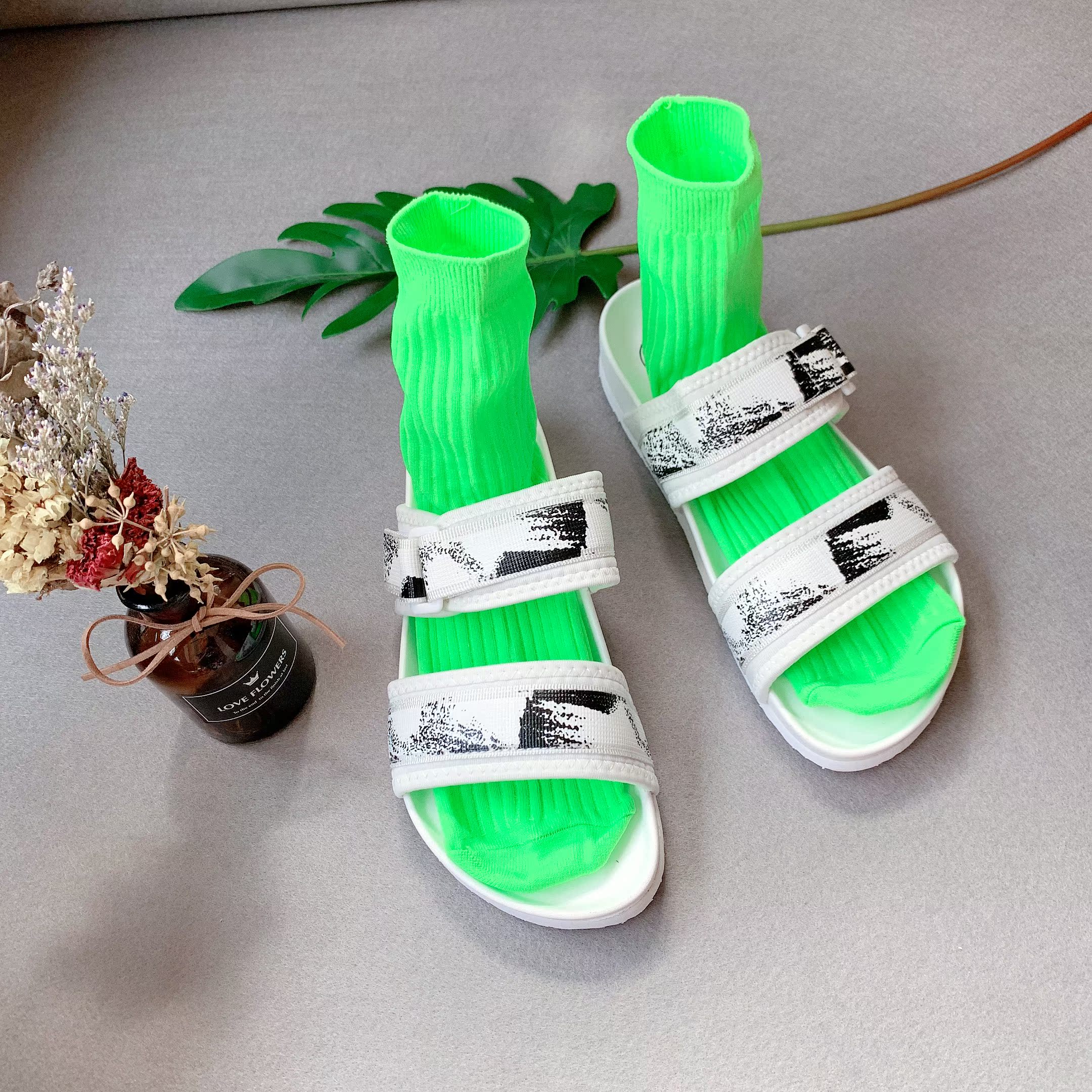 Mo tile mowa2019 New products FLY motion children Sandals soft sole man lady slipper ins Half slipper lightin the Shoes/Baby Shoes/Parent-child shoes , Parent-child shoes category - from Buy2taobao.com to provide professional Taobao agent buy service