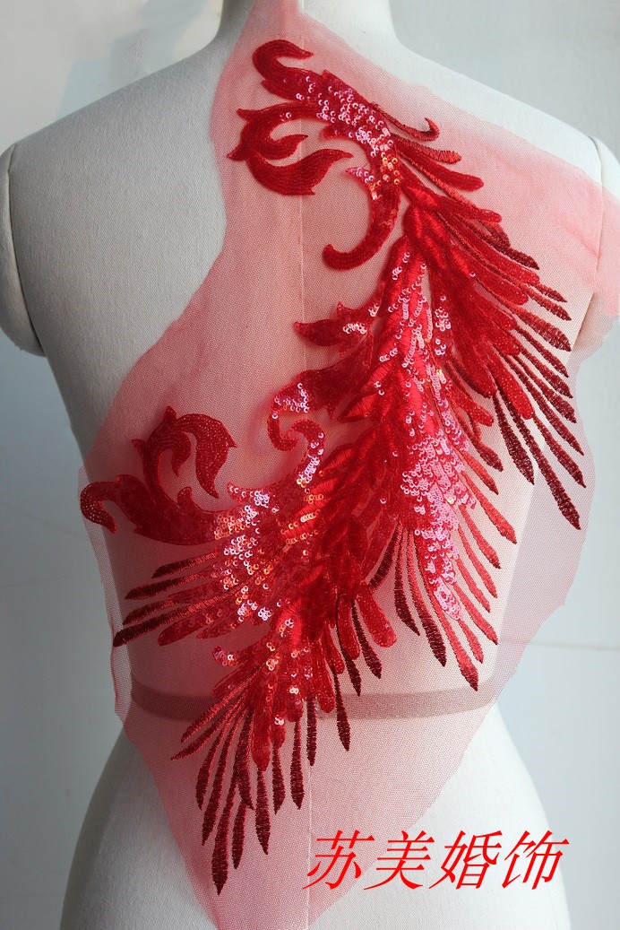 金紅色亮片刺繡鳳凰孔雀羽毛鳳尾鳳羽花紋布服裝貼片蕾絲花貼布貼在類目 居家布藝, 縫紉DIY材料、工具及成品, 縫紉DIY配件/輔料/配飾, 布貼中 - 來自Buy2taobao.com提供專業的淘寶代購服務