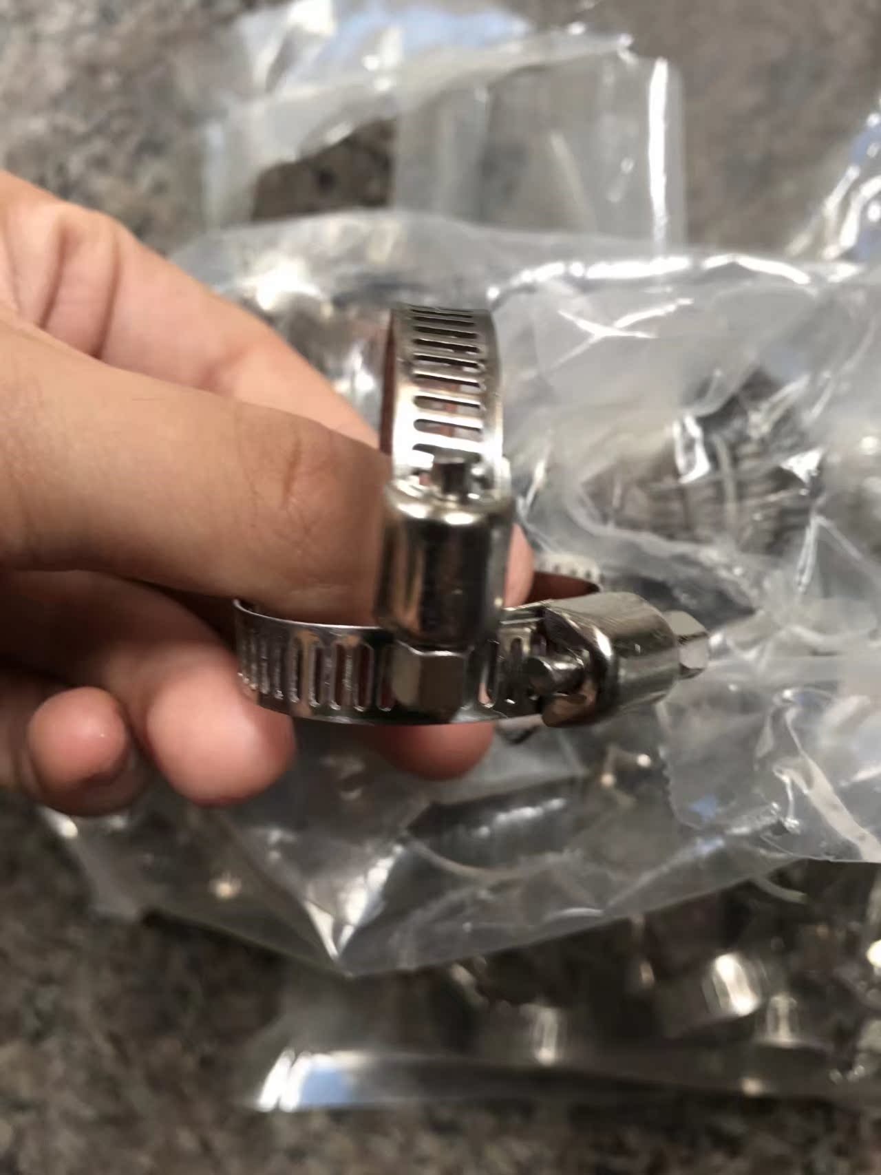 4分6分1寸卡箍 管卡抱箍喉箍管 包郵100個整包卡子不鏽鋼藍水帶在類目 五金/工具, 機械五金, 管夾中 - 來自Buy2taobao.com提供專業的淘寶代購服務