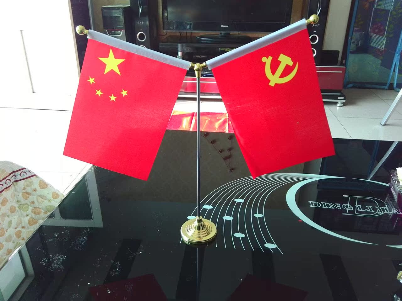 国旗摆件 各国国旗办公桌摆件五星红旗杆办公室党旗摆饰在类目 电子词典/电纸书/文化用品, 教学演示/展示告示用品, 旗帜中 - 来自Buy2taobao.com提供专业的淘宝代购服务