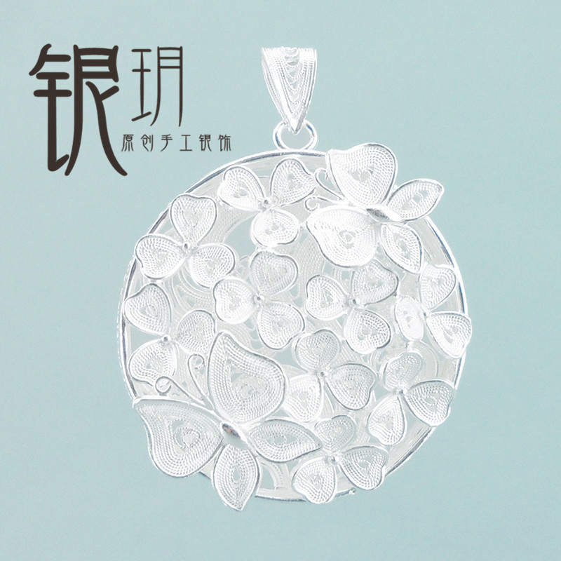 手工纯银S999蝴蝶恋花拉丝吊坠女长款挂件项链毛衣链送礼物品在类目 饰品/流行首饰/时尚饰品新, 项坠/吊坠中 - 来自Buy2taobao.com提供专业的淘宝代购服务