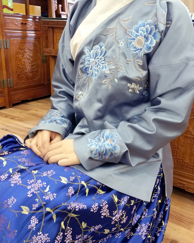 罗丝丁汉服【丝隽觅】初心原创绣花交领袄裙 6米摆马面裙 春秋款在类目 个性定制/设计服务/DIY, 服饰箱包定制, 服装定制, 汉服定制中 - 来自Buy2taobao.com提供专业的淘宝代购服务