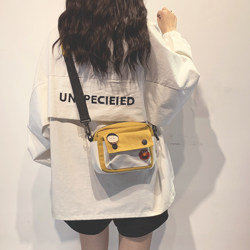 ins超火上新帆布休闲斜挎小包女2019新款韩版百搭网红少女单肩包在类目 箱包皮具/热销女包/男包, 女士包袋中 - 来自Buy2taobao.com提供专业的淘宝代购服务