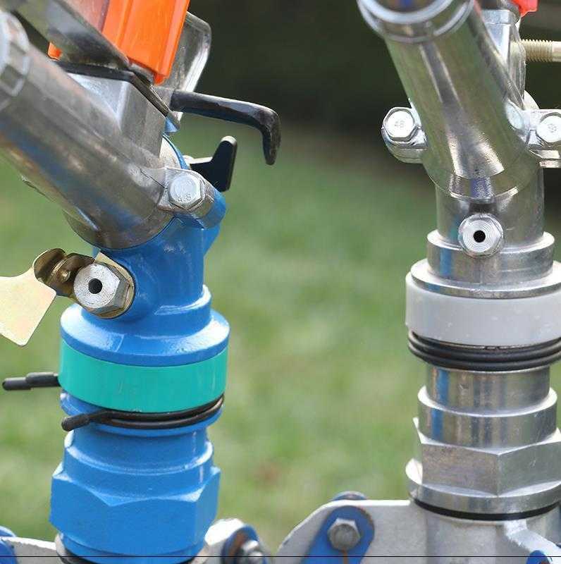 Dexterity Adjustable Rocker Nozzle Shelf Farmland Bracket durable Drought Use light adjust rotate Pouringin the Flower delivery/Flowers simulation/Plants gardening , Gardening supplies , Rocker/Landscape sprinklers , Metal rocker nozzle category - from Buy2taobao.com to provide professional Taobao agent buy service