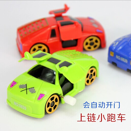 rotate Cartoon car Clockwork toys Infant toys Stall Toys automatic Open the doorin the Toy/Childs/Puzzle/Building block/Model , Other Toys category - from Buy2taobao.com to provide professional Taobao agent buy service
