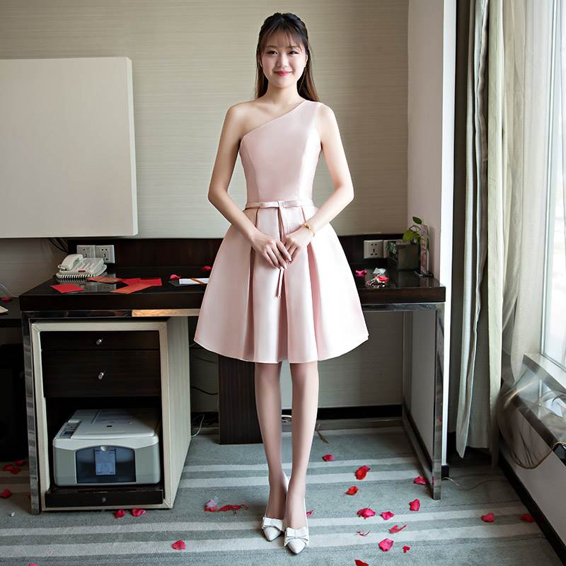 姐妹修身服短款2019姐妹新款修身团粉色裙显瘦新款小礼服伴娘晚礼|ruв категории Женская одежда, Cвадебные платья, платье/вечернее платье - от Buy2taobao.com для оказания профессиональной услуги покупки агента Taobao