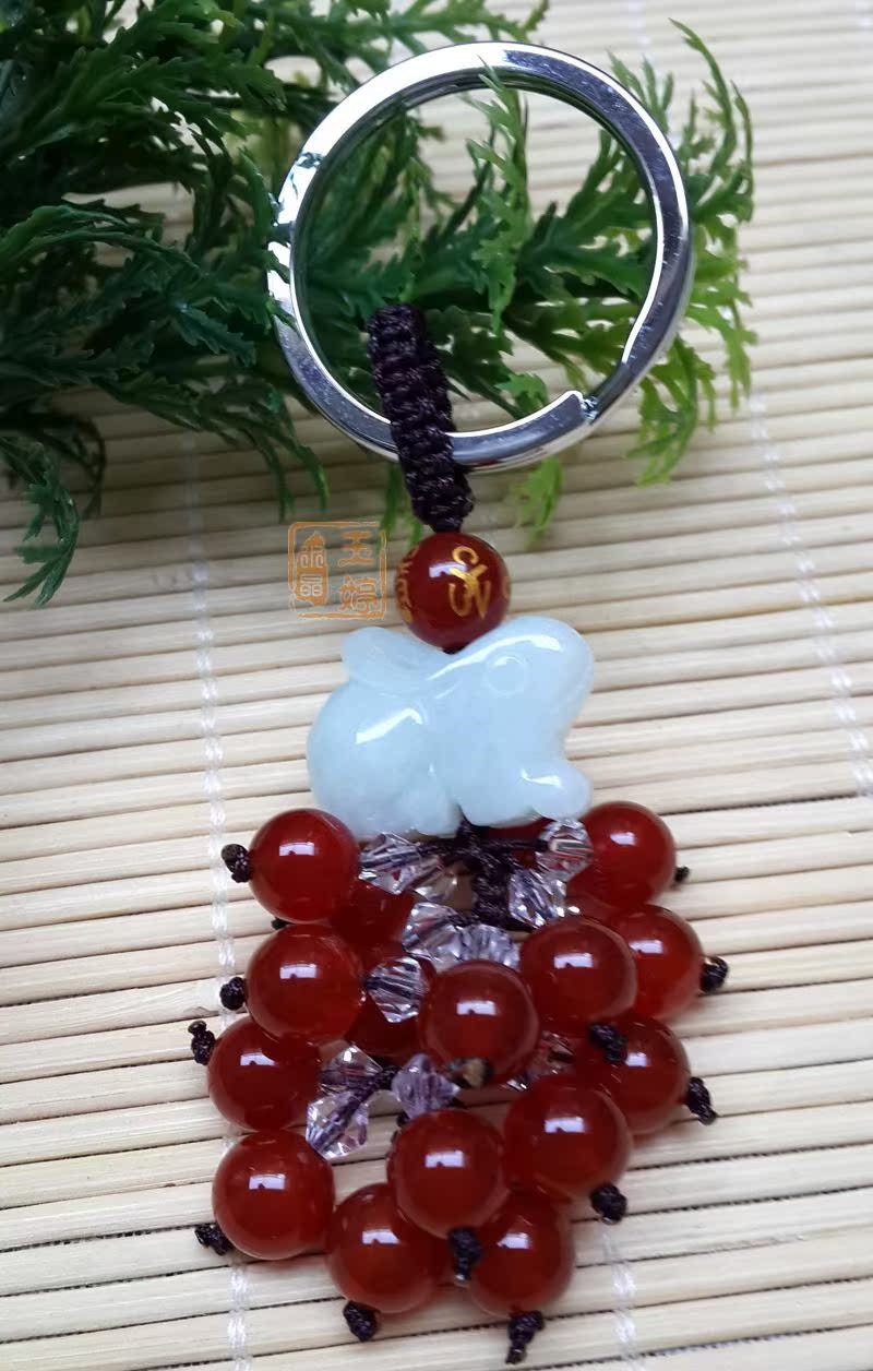 natural Emerald Jade Hare Key buckle auspicious Jade Hare Pendant Financial resources Rolling Jade Hare Key bucklein the Car/Articles/Fitting/Refit , Car Accessories/The jewelry , Driving personal items , Car Keychain category - from Buy2taobao.com to provide professional Taobao agent buy service
