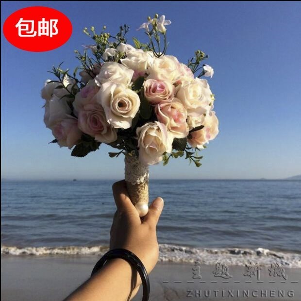 结婚照婚礼结婚花束手捧鲜花摄影玫瑰秀禾服抖音手抛花节庆手捧花在类目 鲜花速递/花卉仿真/绿植园艺, 婚礼鲜花布置, 新娘手捧花中 - 来自Buy2taobao.com提供专业的淘宝代购服务