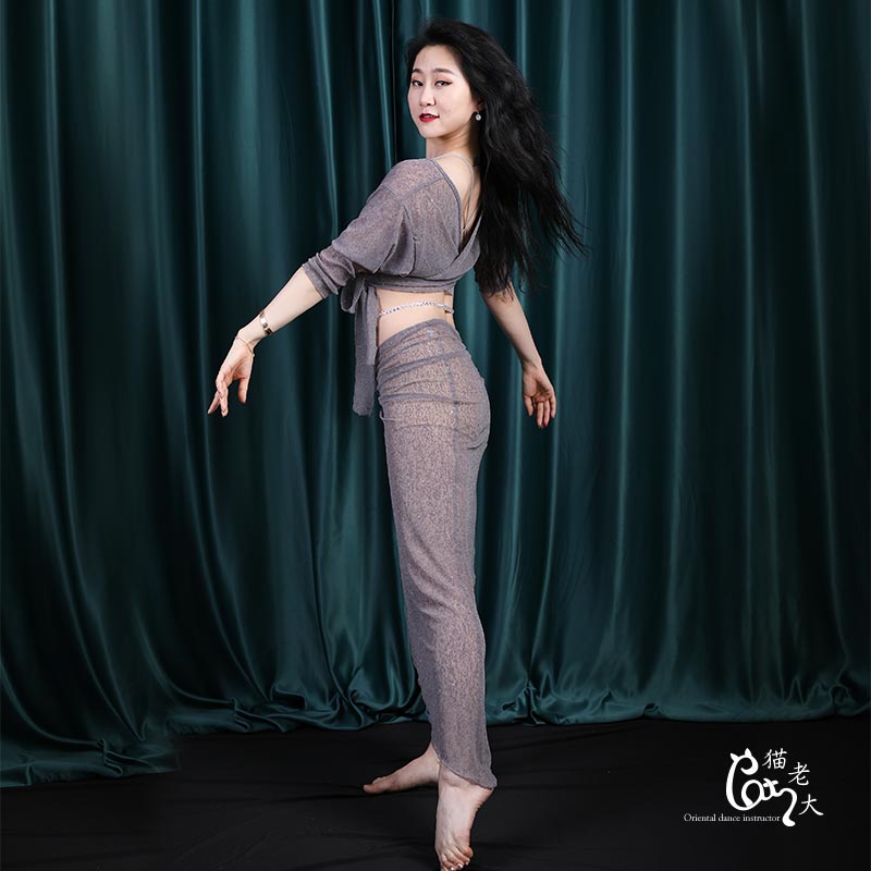 女2019夏季新款套装亮片臀巾裙初学者演出服猫老大肚皮舞练功服在类目 运动/瑜伽/健身/球迷用品, 舞蹈/健美操/体操, 肚皮舞, 肚皮舞套装(演出服)中 - 来自Buy2taobao.com提供专业的淘宝代购服务