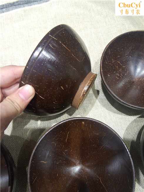 海南手工打磨椰雕椰殼碗雙層隔熱椰子碗寶寶碗兒童成人木無漆無蠟在類目 特色手工藝, 少數民族特色工藝品, 黎族中 - 來自Buy2taobao.com提供專業的淘寶代購服務