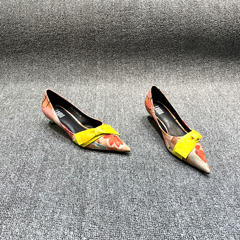 欧洲站女鞋2019春季新款欧货真皮拼色浅口蝴蝶结尖头细跟高跟鞋女|ruв категории Женская обувь, низкий чистка - от Buy2taobao.com для оказания профессиональной услуги покупки агента Taobao
