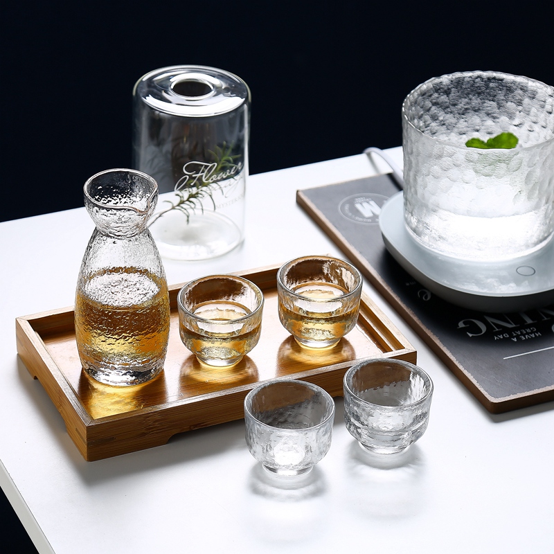 鑫雅居 日式玻璃白酒酒具套装白酒酒壶家用分酒器白酒杯清酒杯|msdalam kategori pinggan mangkuk, Flagon/Wineglass/Wine, Wineglass - dari Buy2taobao.com untuk memberikan perkhidmatan ejen Taobao profesional membeli