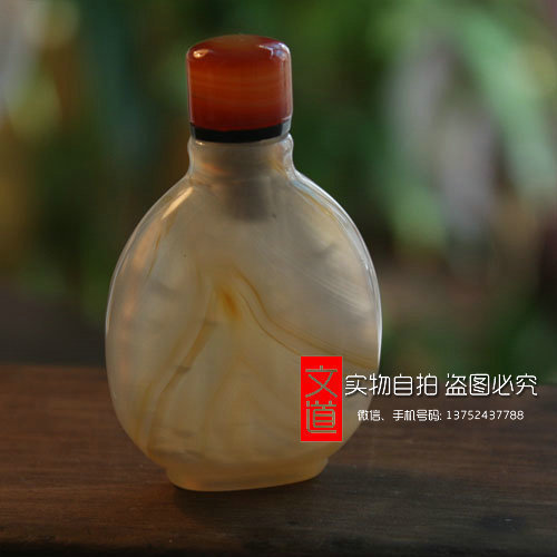 天然玛瑙鼻烟壶民间工艺礼品节日礼物把件文玩收藏实物拍摄选择在类目 特色手工艺, 地区民间特色手工艺, 内画鼻烟壶中 - 来自Buy2taobao.com提供专业的淘宝代购服务