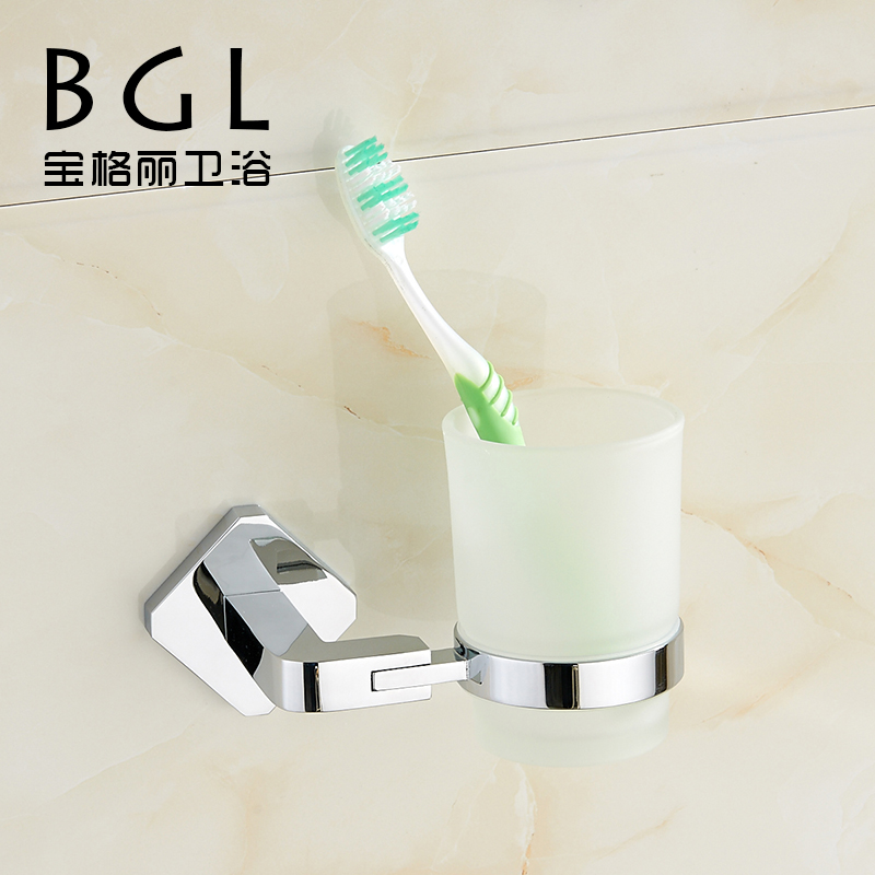 BGL寶格麗 全銅鍍鉻玻璃磨砂口杯牙刷架壁挂菱形底座刷牙杯套裝在類目 家裝主材, 衛浴用品, 衛浴五金/掛件, 杯架/漱口杯中 - 來自Buy2taobao.com提供專業的淘寶代購服務