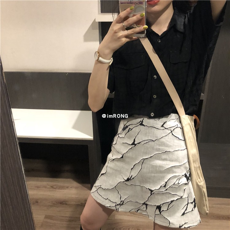 Roundshop | Sister A walks up DU Home-made fabrics Marble Body Short skirt Retentionin the Women's clothing/Boutique , Skirts category - from Buy2taobao.com to provide professional Taobao agent buy service