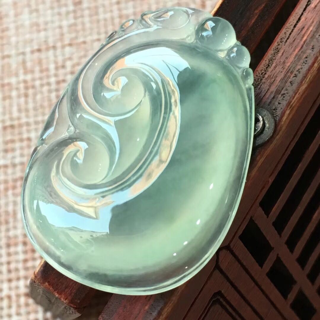 恒鑫翡翠A貨玉吊墜 男女款 新品 冰種晴底如意項墜挂件玉器 送證在類目 飾品/流行首飾/時尚飾品新, 項墜/吊墜中 - 來自Buy2taobao.com提供專業的淘寶代購服務