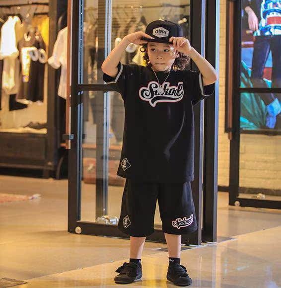 2018夏季新款 嘻哈潮牌兒童服裝黑色魚鱗短褲街舞褲hiphop短褲在類目 童裝/嬰兒裝/親子裝, 兒童戶外服, 兒童運動套裝中 - 來自Buy2taobao.com提供專業的淘寶代購服務