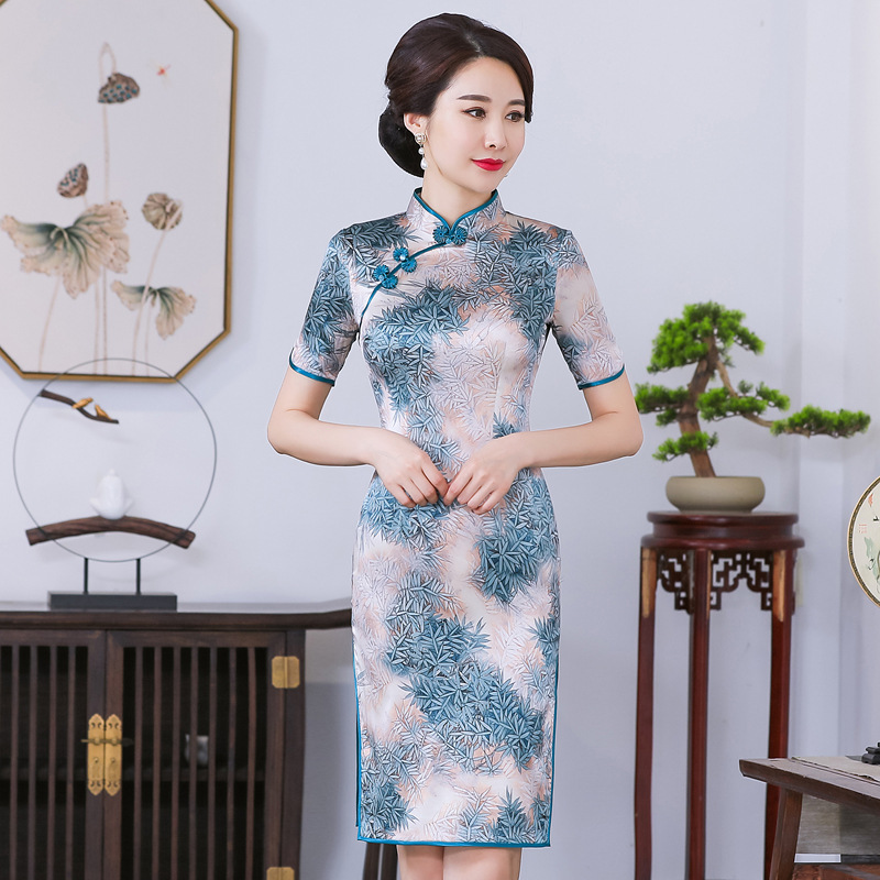女士真絲旗袍2019新款桑蠶絲修身短袖氣質高端中長款複古式連衣裙在類目 女裝/女士精品, 婚紗/旗袍/禮服, 旗袍中 - 來自Buy2taobao.com提供專業的淘寶代購服務