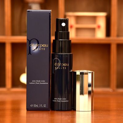 肌肤之钥cpb钻光光缎粉底液霜30ml spf25保湿清爽光泽