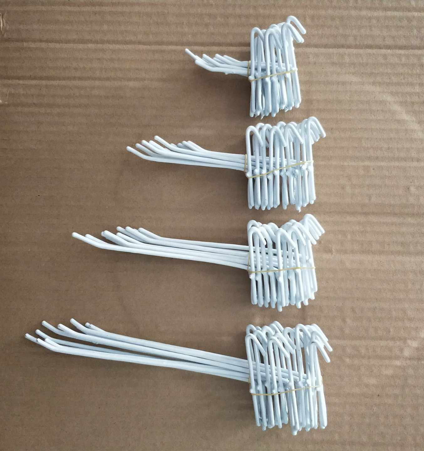 網片網格挂鈎展示架展會挂鈎網架小飾品挂鈎貨架電鍍挂鈎超市鈎子在類目 商業/辦公傢俱, 貨架/展櫃, 貨架附件中 - 來自Buy2taobao.com提供專業的淘寶代購服務