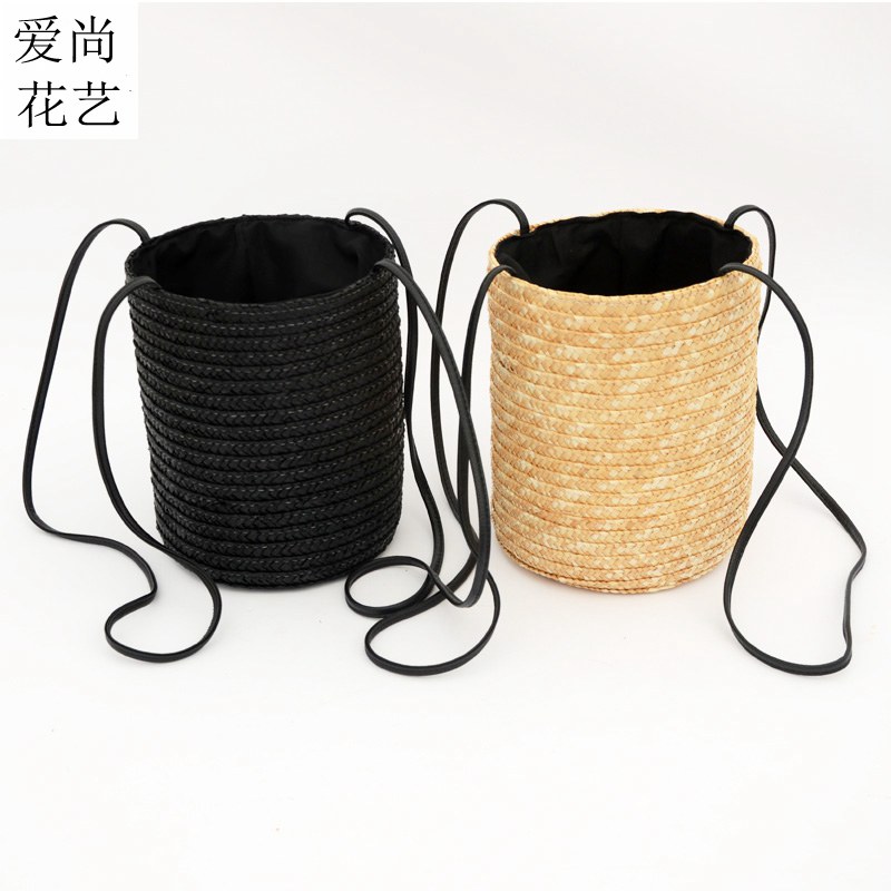 新品鲜花包装材料 手工编织草帽花篮 鲜花背式抱抱桶手提草编篮在类目 鲜花速递/花卉仿真/绿植园艺, 婚礼鲜花布置, 婚庆花篮中 - 来自Buy2taobao.com提供专业的淘宝代购服务