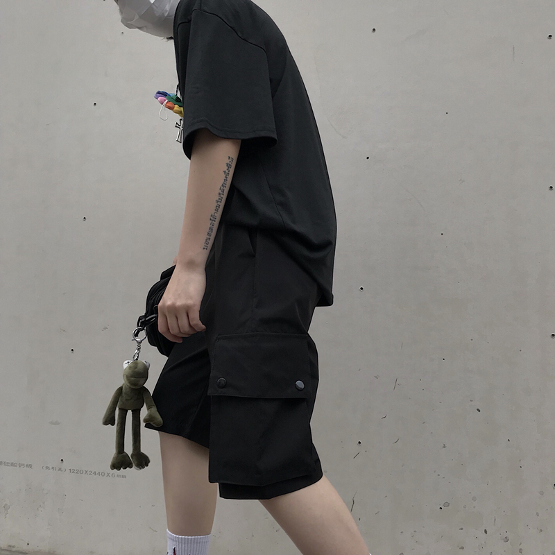 夏季ins大口袋工装短裤男女宽松复古原宿bf风百搭学生中裤五分裤|msdalam kategori Butik wanita / wanita, seluar, seluar santai - dari Buy2taobao.com untuk memberikan perkhidmatan ejen Taobao profesional membeli