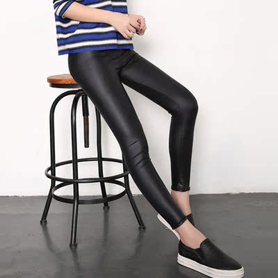 春秋季亚光PU仿皮裤显瘦高腰九分小脚裤女打底裤外穿大码薄款紧身