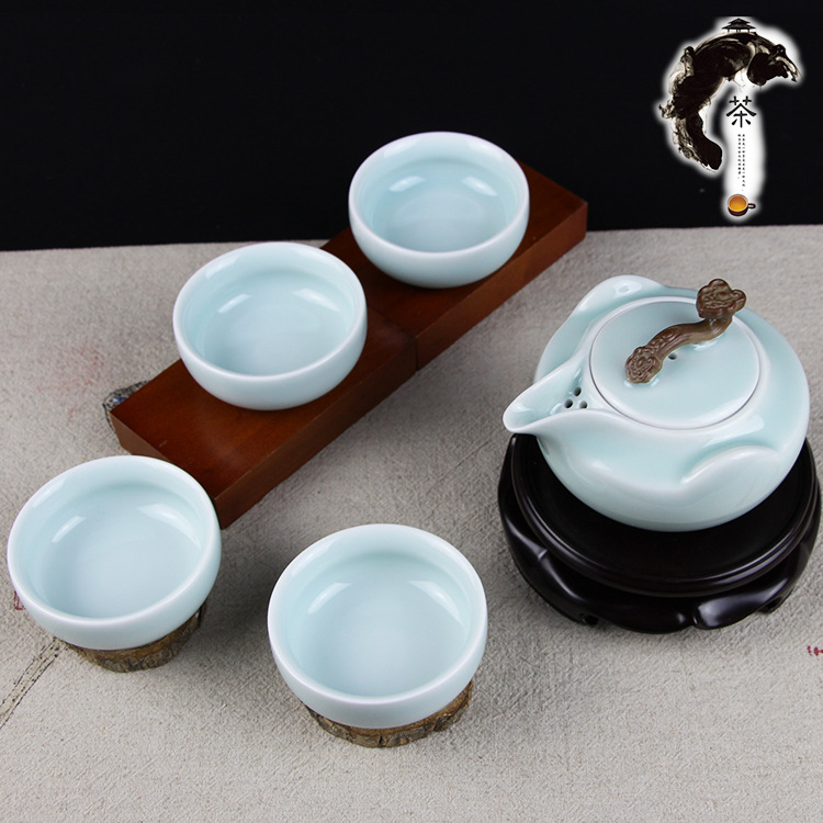 空山新雨 陶瓷快客杯一壶四杯便携旅行茶具 龙泉青瓷礼品茶具套装在类目 餐饮具, 茶具, 整套茶具中 - 来自Buy2taobao.com提供专业的淘宝代购服务
