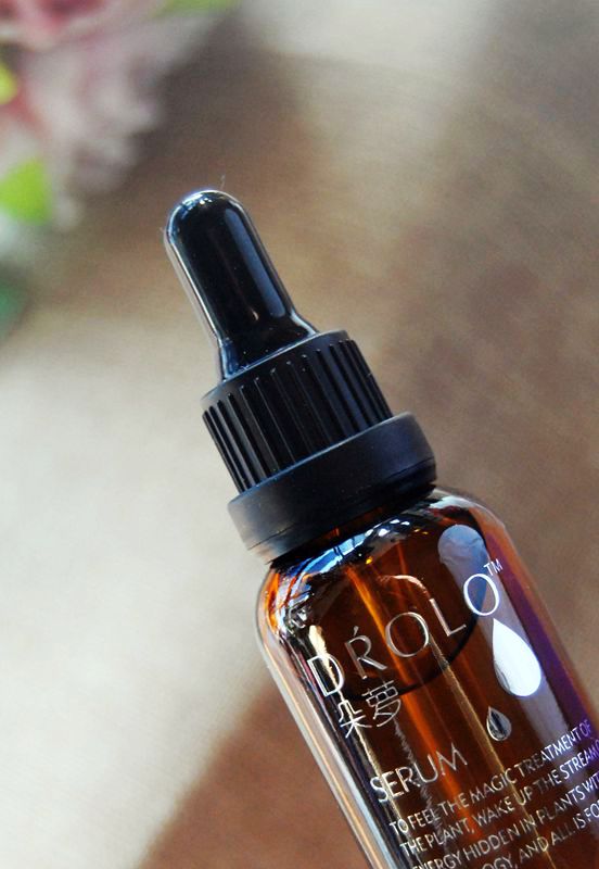 妖妖手制 高浓度光甘草定精华30ML 超温和净白保湿婴儿肌无添加在类目 美容护肤/美体/精油, 面部精华中 - 来自Buy2taobao.com提供专业的淘宝代购服务