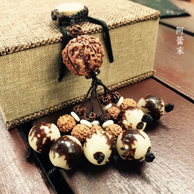 Alei home Nepal High density King Kong Tabby Two-sided Lotus personality Key buckle Pendant Y24in the Festive supplies/Gift , Gift ideas , Keychain category - from Buy2taobao.com to provide professional Taobao agent buy service
