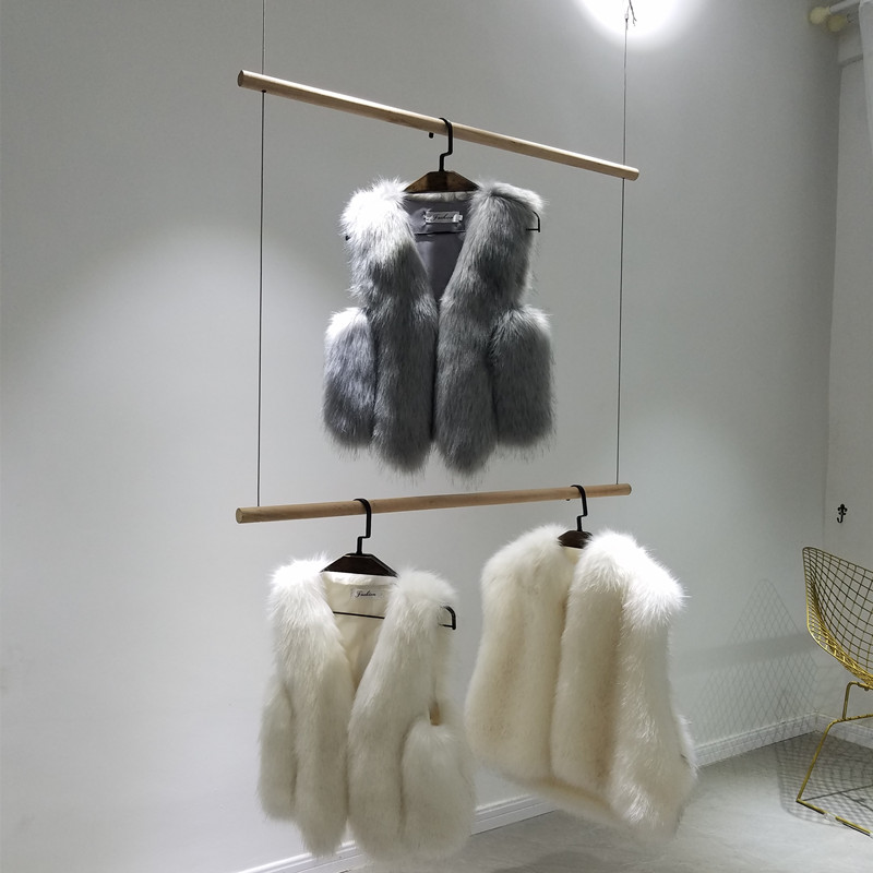 服裝店展示架榉木吊架上牆服裝架木棍懸挂鋼絲吊挂女裝童裝店貨架在類目 商業/辦公傢俱, 服裝店傢俱, 吊環中 - 來自Buy2taobao.com提供專業的淘寶代購服務