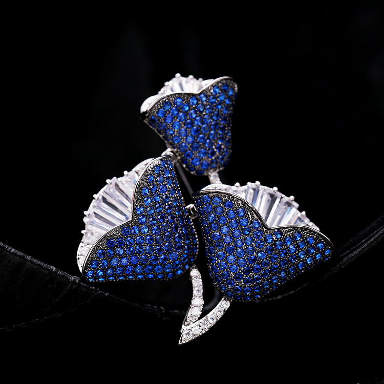 High-end customized fashion grace crystal rose Brooch zircon Sternum Shawl buckle overcoat Pin Jewelryin the Accessories/Fashion Jewelry, Brooch category - from Buy2taobao.com to provide professional Taobao agent buy service