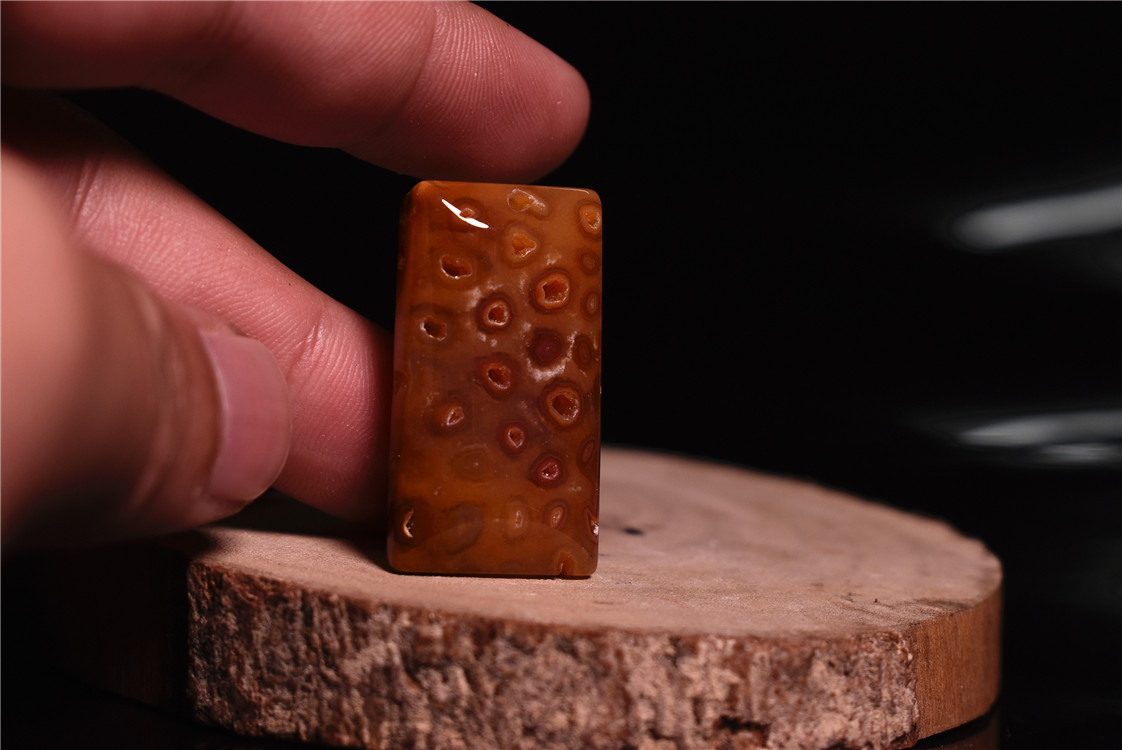 羊家匠天然珊瑚玉重彩复古立体果冻奶酪吊坠彩花饰品菊花石锁骨链在类目 珠宝/钻石/翡翠/黄金, 其他天然玉石, 其他中 - 来自Buy2taobao.com提供专业的淘宝代购服务