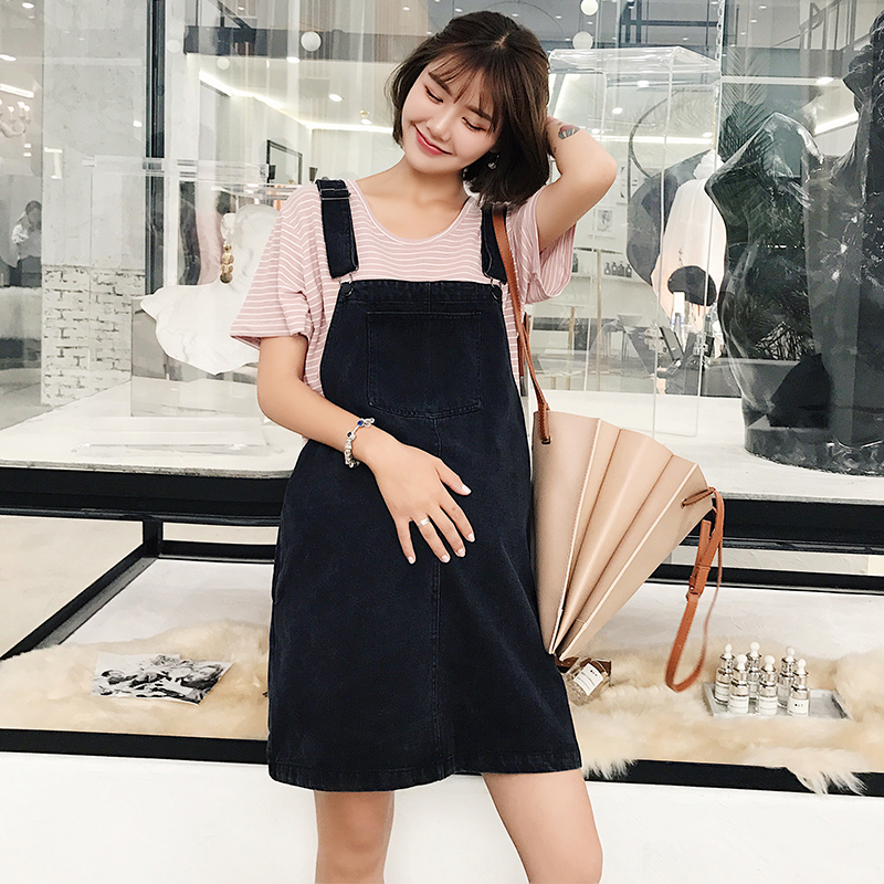 孕妇连衣裙夏2019夏装大码孕妇背带裙中长款宽松夏季牛仔裙孕妇装在类目 孕妇装/孕产妇用品/营养, 孕妇装, 连衣裙中 - 来自Buy2taobao.com提供专业的淘宝代购服务