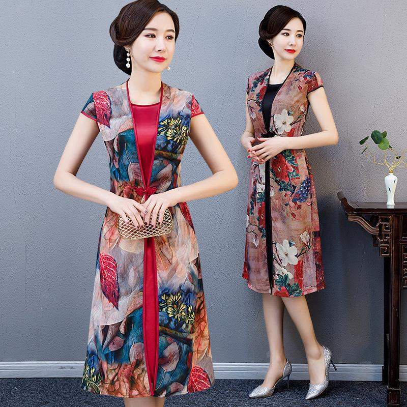 2019 new pattern Coliseum Young models Yi goods high-grade Luxurious grace Lark All day cheongsamin the Women's clothing/Boutique , Wedding/Cheongsam/Formal dress , Cheongsam category - from Buy2taobao.com to provide professional Taobao agent buy service