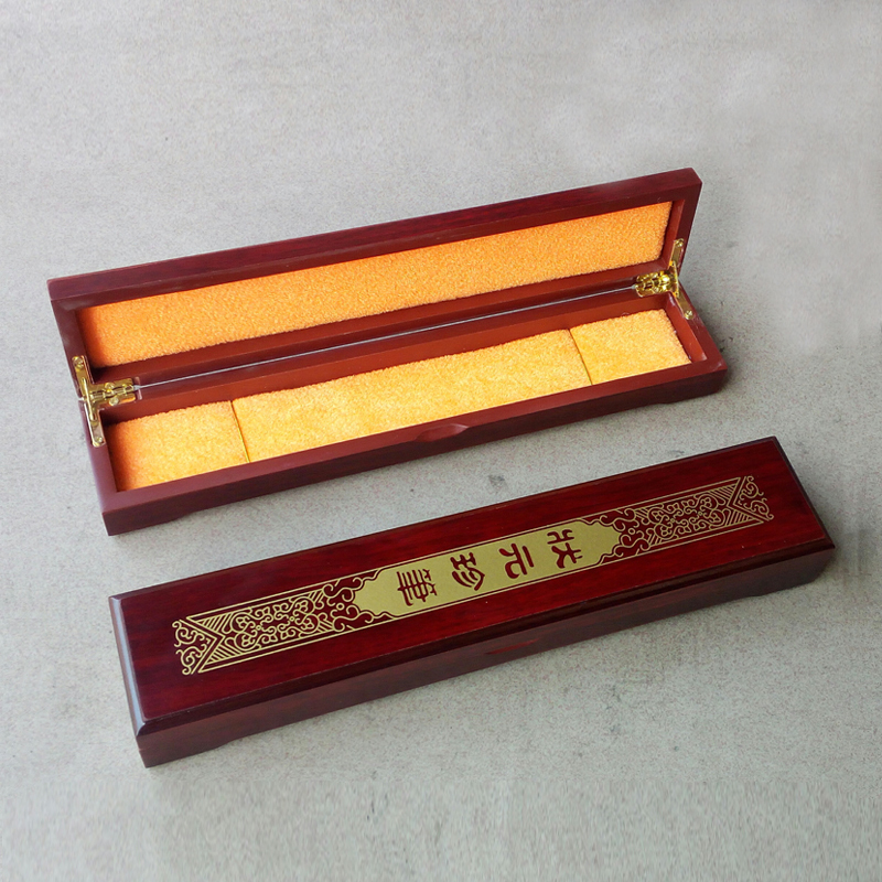 婴儿纪念品DIY胎毛状元笔盒定做仿红木密度板宝宝礼品盒在类目 玩具/童车/益智/积木/模型, 宝宝纪念品/个性产品, 胎毛笔中 - 来自Buy2taobao.com提供专业的淘宝代购服务