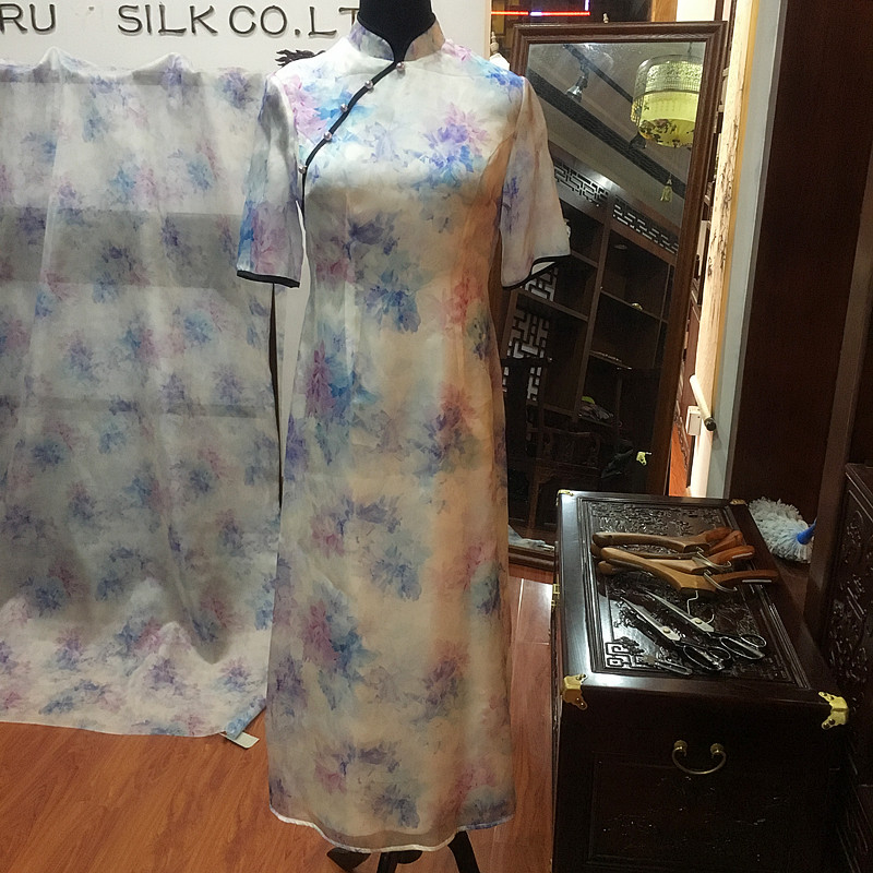 100 桑蚕丝女装面料真丝欧根缎数码喷绘超美高贵花型旗袍和服布料|ruв категории Аксессуары, швейной ткань, ткань - от Buy2taobao.com для оказания профессиональной услуги покупки агента Taobao