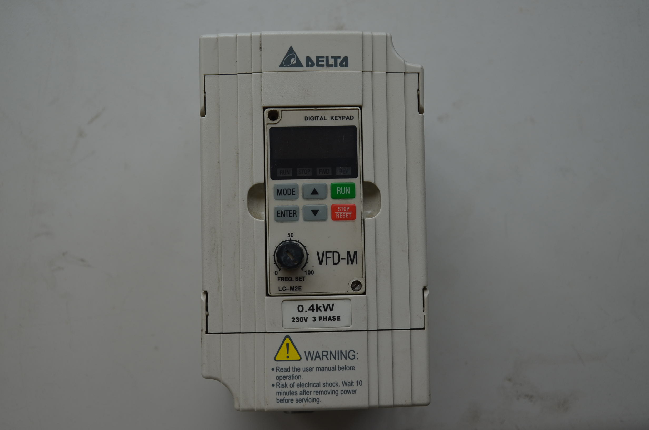 拆機 台達VFD-M變頻器VFD004M23A 0.4KW 220V在類目 3C數碼配件, 電子元器件市場, 電子元件, 電聲器件/揚聲器中 - 來自Buy2taobao.com提供專業的淘寶代購服務