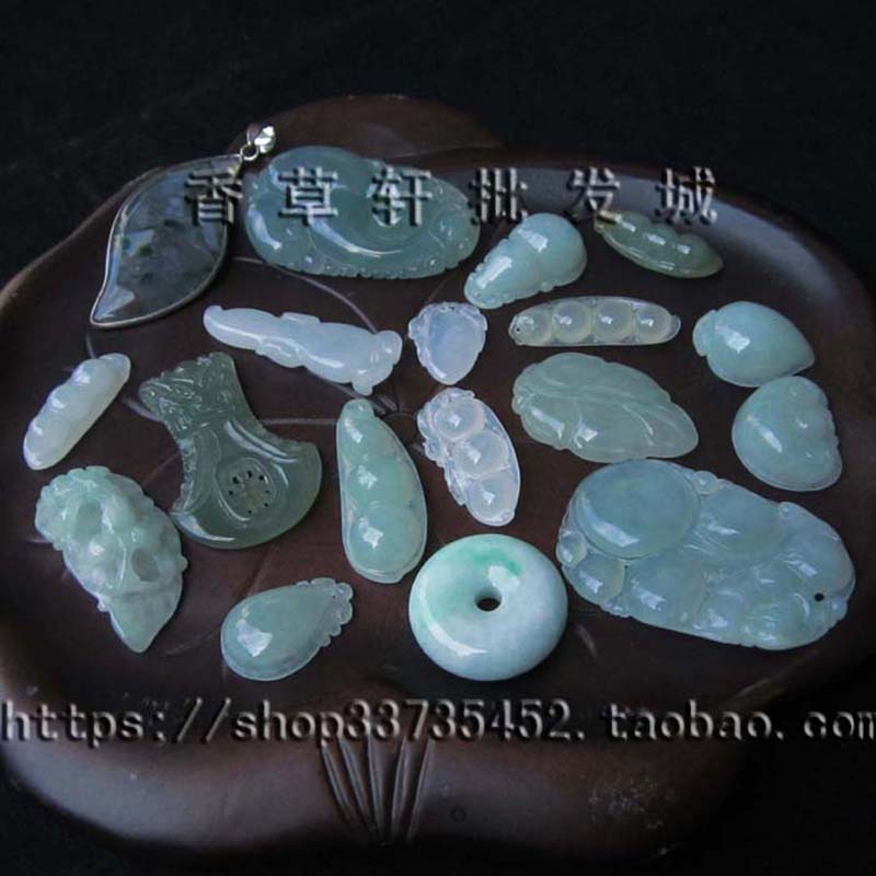 天然翡翠吊墜項墜緬甸A貨玉石平安豆如意鎖福祿壽壹夜發男女4135在類目 飾品/流行首飾/時尚飾品新, 項墜/吊墜中 - 來自Buy2taobao.com提供專業的淘寶代購服務