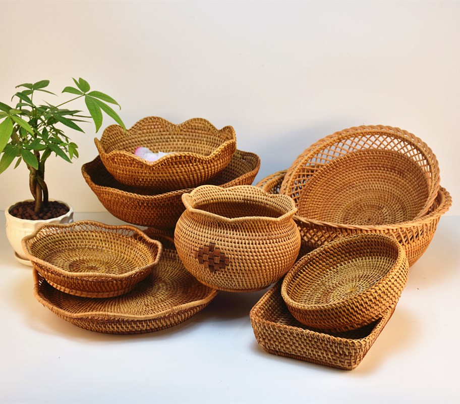 Vietnam Rattan Refreshments manual Fruits Basket Dried fruit tray snacks household Bamboo originality desktop Storage basketin the Tableware , Tableware , Fruit bowl/Fruit plate/Hamper category - from Buy2taobao.com to provide professional Taobao agent buy service