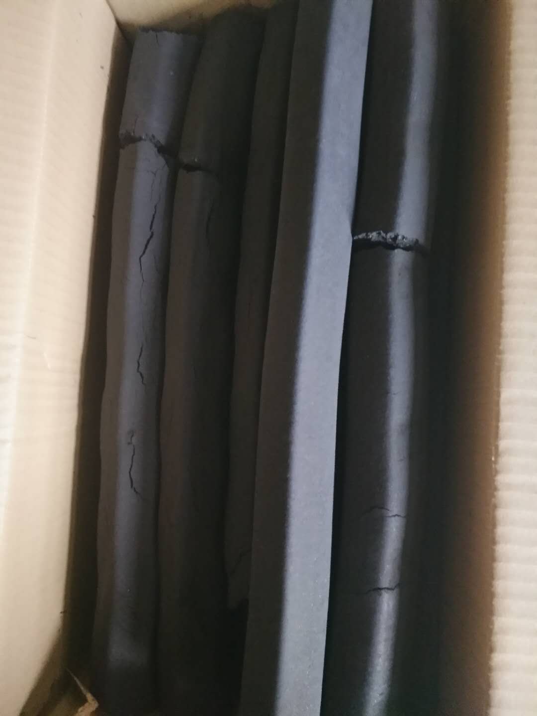 竹炭烧烤碳家用无烟碳炉果木炭户外野餐耐烧高温火锅原木机制竹炭在类目 居家日用, 家居健康用品, 竹炭包/炭盒/活性炭中 - 来自Buy2taobao.com提供专业的淘宝代购服务