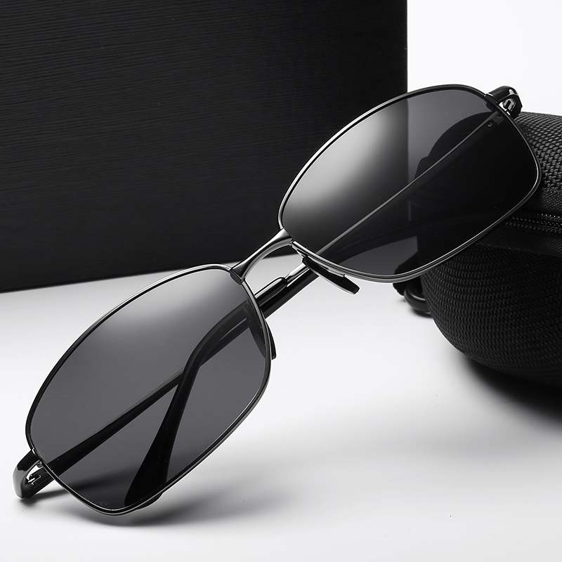 Official website Southern Star Tyrannosaurus Flagship store Discoloration Polarized Sunglasses day and night Dual use Eye Driver drive a car Dedicatedin the  ZIPPO/Swiss Army Knife/Glasses , Sunglasses  category - from Buy2taobao.com to provide professional Taobao agent buy service