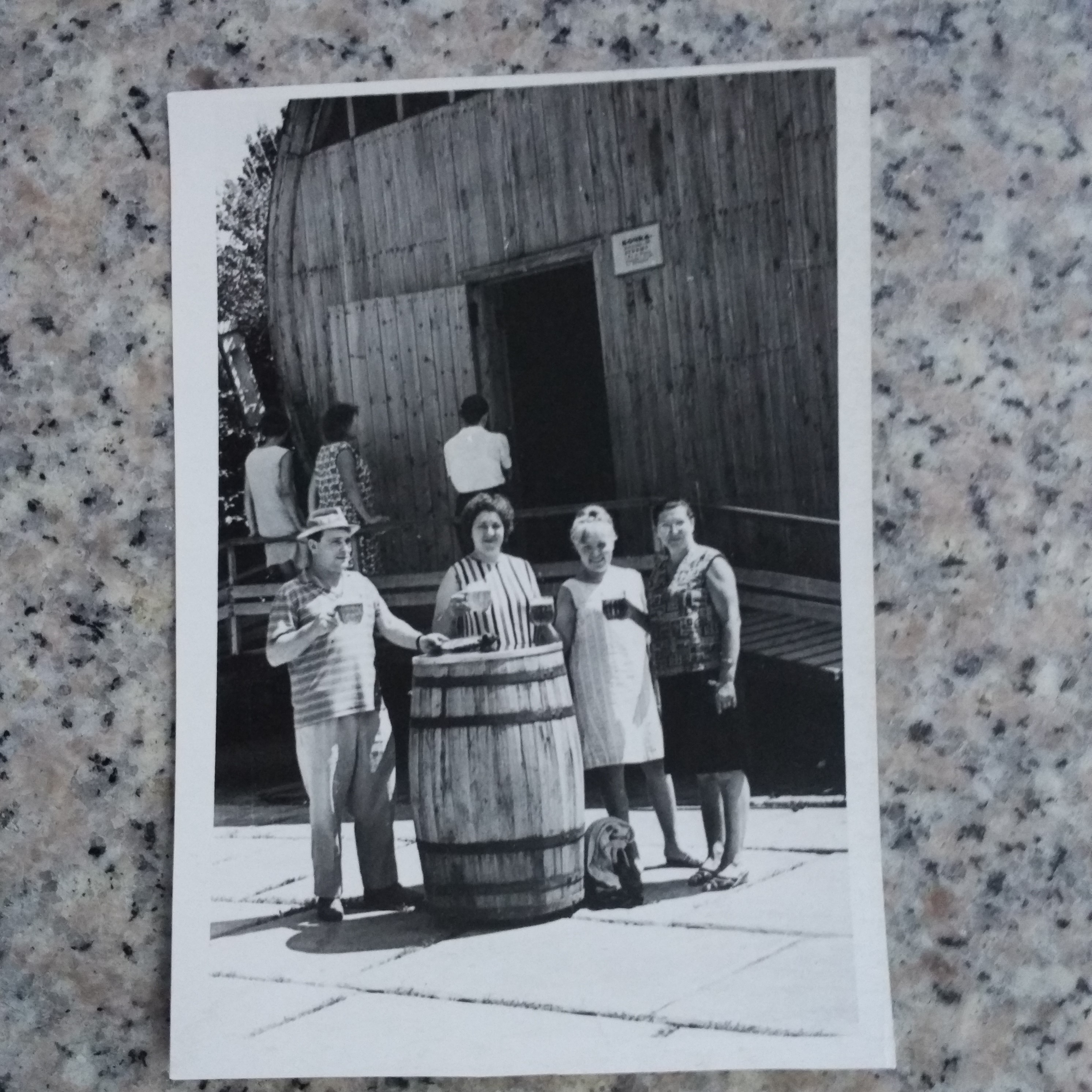 Soviet photosin the Antique/Youbi/Crafts/Collection , Tickets/Signs Chapter , Photo/Paper category - from Buy2taobao.com to provide professional Taobao agent buy service