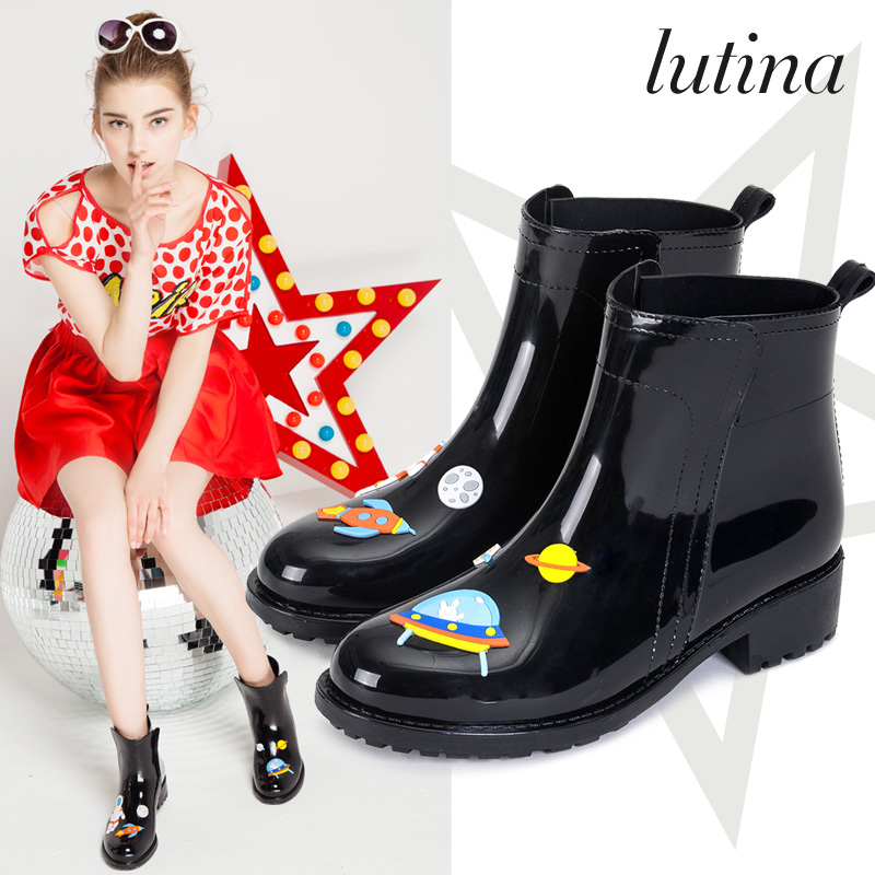 lutina时尚短筒雨靴厨房水靴户外水鞋成人胶鞋防滑雨鞋女在类目 女鞋, 雨鞋中 - 来自Buy2taobao.com提供专业的淘宝代购服务