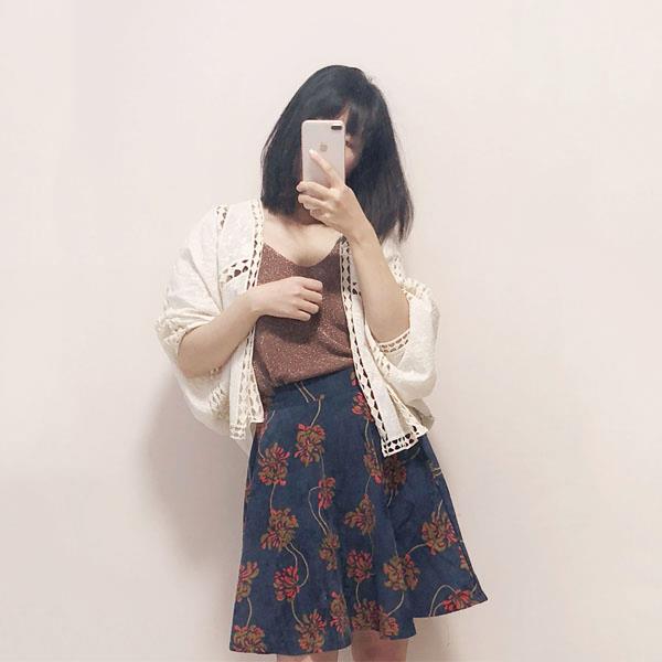 Easy Hollow Lace Cardigan Thailand on vacation Sunscreen Beach Wear Seaside Shawl have cash less than that is registered in the accounts air conditionerin the Women's clothing/Boutique , Lace shirt/Chiffon shirt category - from Buy2taobao.com to provide professional Taobao agent buy service
