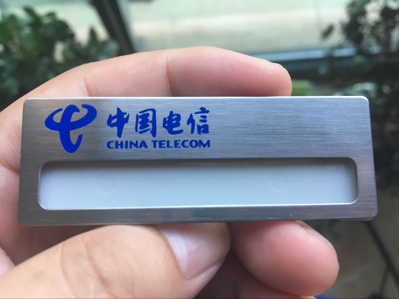 不锈钢高档胸牌可更换姓名牌员工工作牌别针式金属工号牌铭牌定做|ruв категории персональные настройки/разработка услуг/DIY, управление/канцелярские настройки, грудь карты на заказ - от Buy2taobao.com для оказания профессиональной услуги покупки агента Taobao