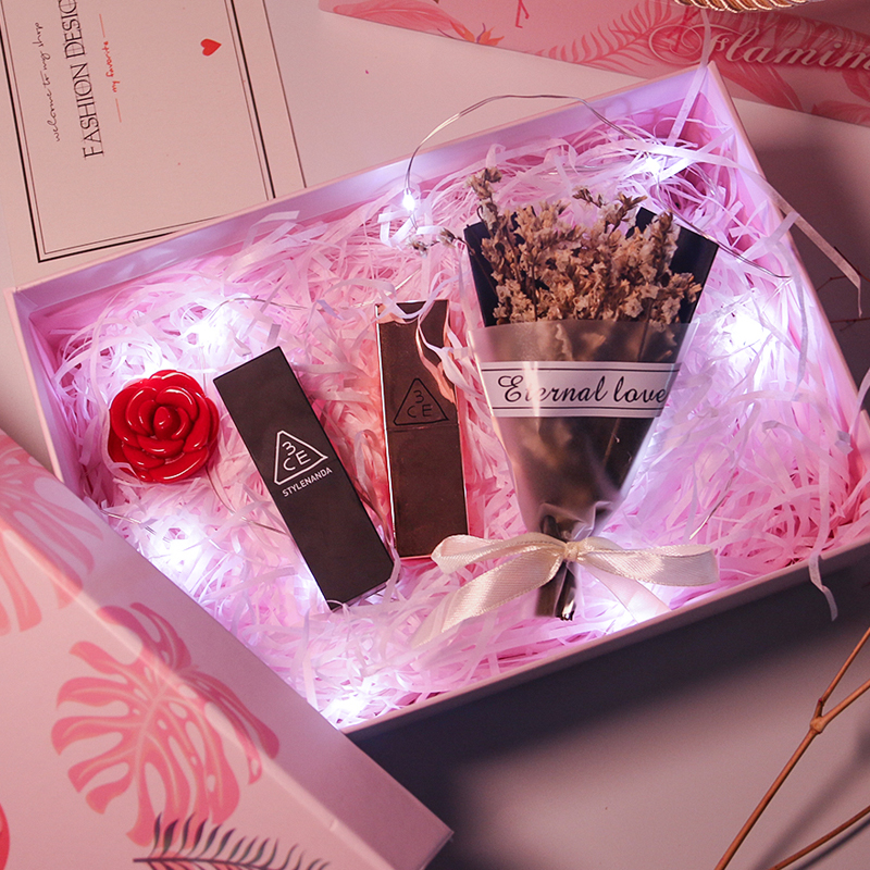 Gift box Gift Bags rectangle luminescence Large packing Box 3ce Lipstick Gift box Dried flowers Bouquet of flowersin the Office Equipment/Consumables/Related Services , Packaging Equipment/Signs and supplies , Gift Box category - from Buy2taobao.com to provide professional Taobao agent buy service