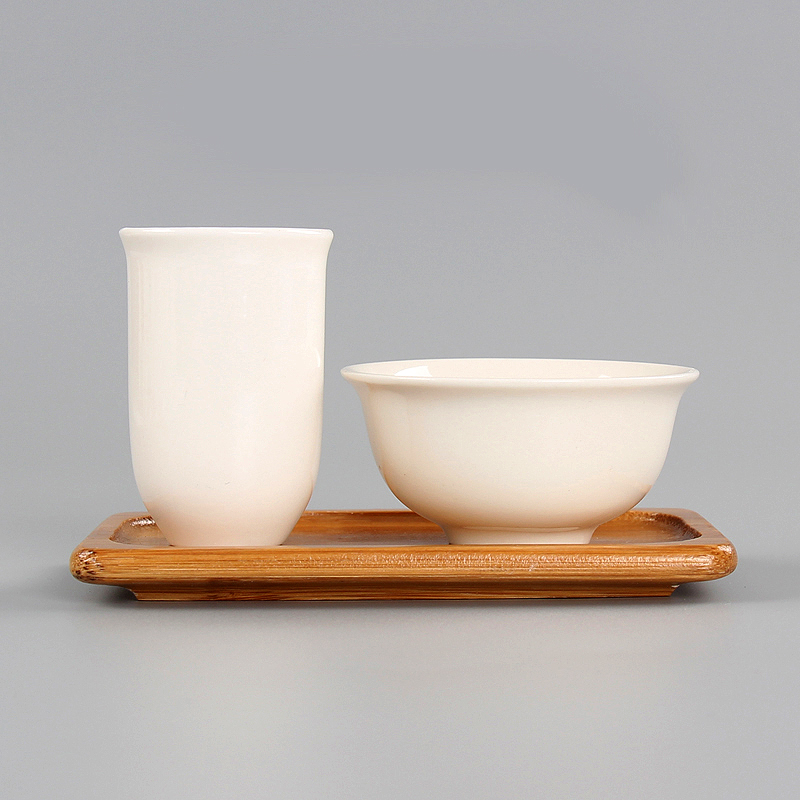 特价 功夫茶具 茶杯品茗杯陶瓷小茶杯 闻香杯 猪油白纯白瓷杯在类目 餐饮具, 茶具, 闻香杯中 - 来自Buy2taobao.com提供专业的淘宝代购服务