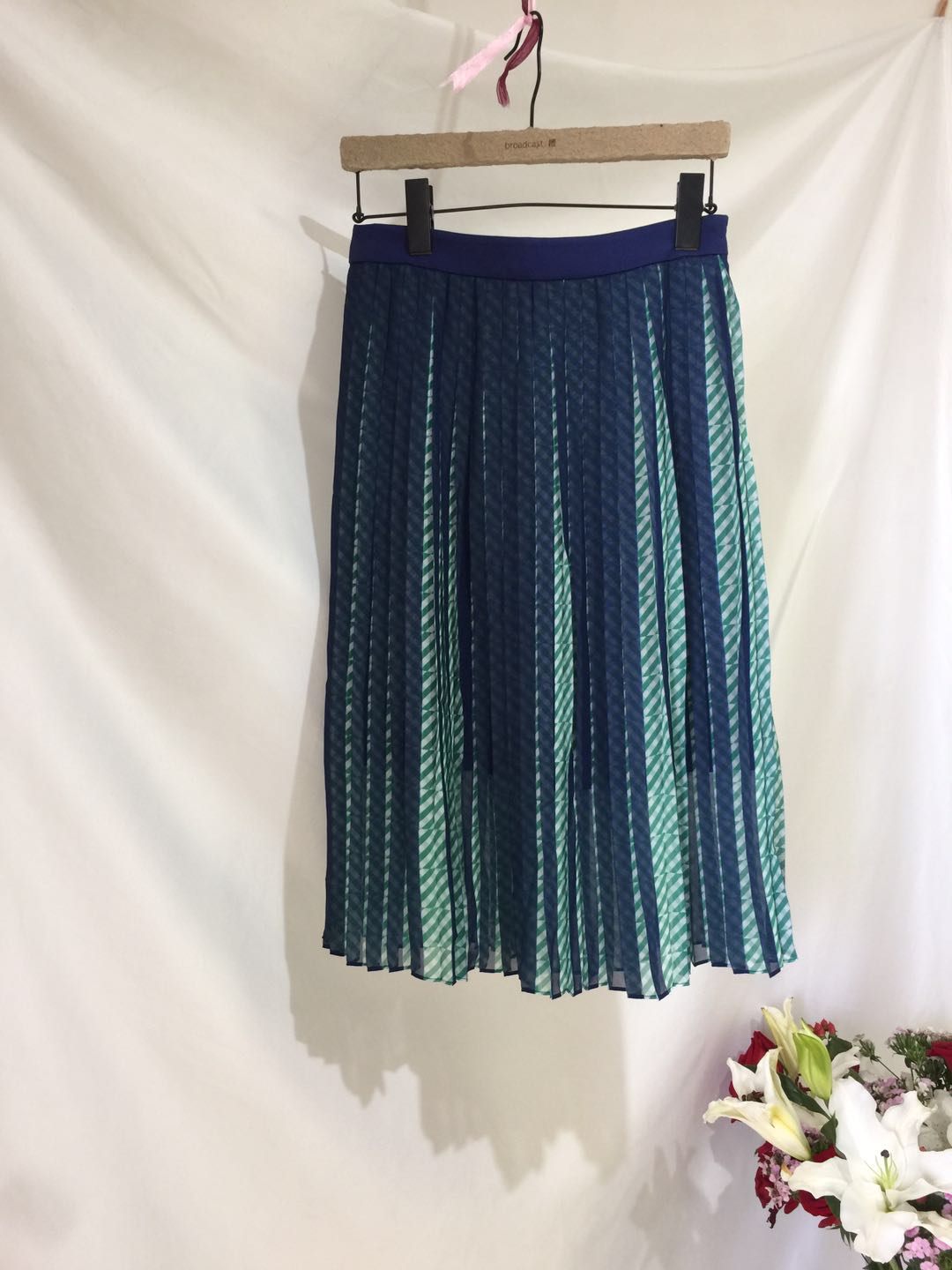 秒发夏季新品时尚印花压褶半身裙百褶裙女BO正品BDL2B635在类目 女装/女士精品, 半身裙中 - 来自Buy2taobao.com提供专业的淘宝代购服务