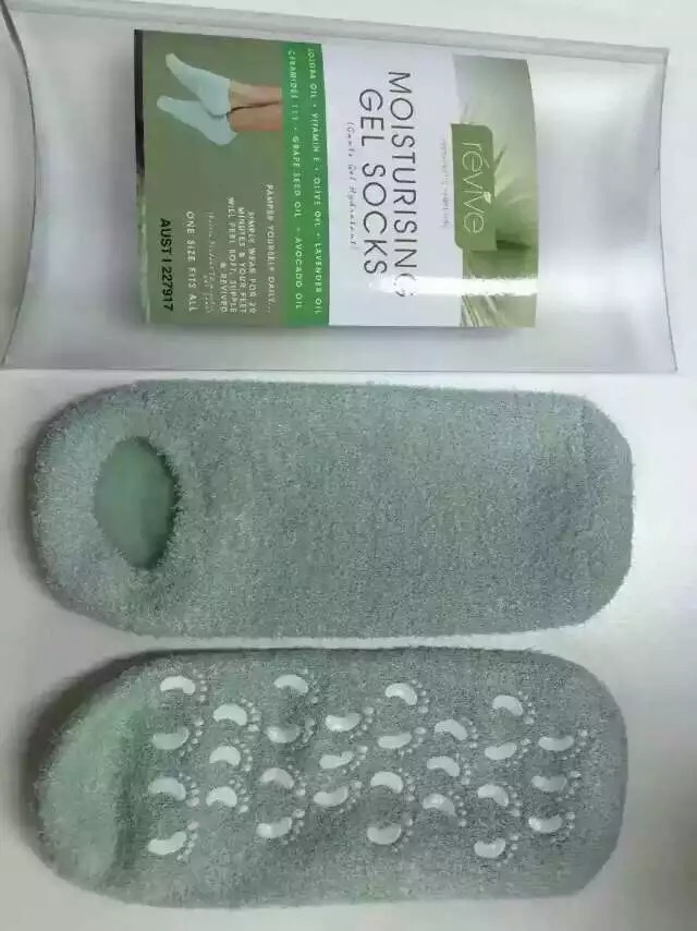 澳洲代购Revive 保湿滋润护肤袜子/袜套/脚套手套在类目 美容护肤/美体/精油, 手部保养(新), 手膜中 - 来自Buy2taobao.com提供专业的淘宝代购服务